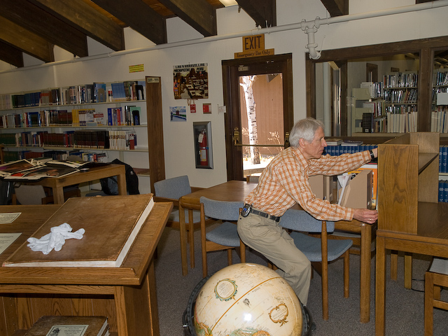 Curator F. Alfredo Rego